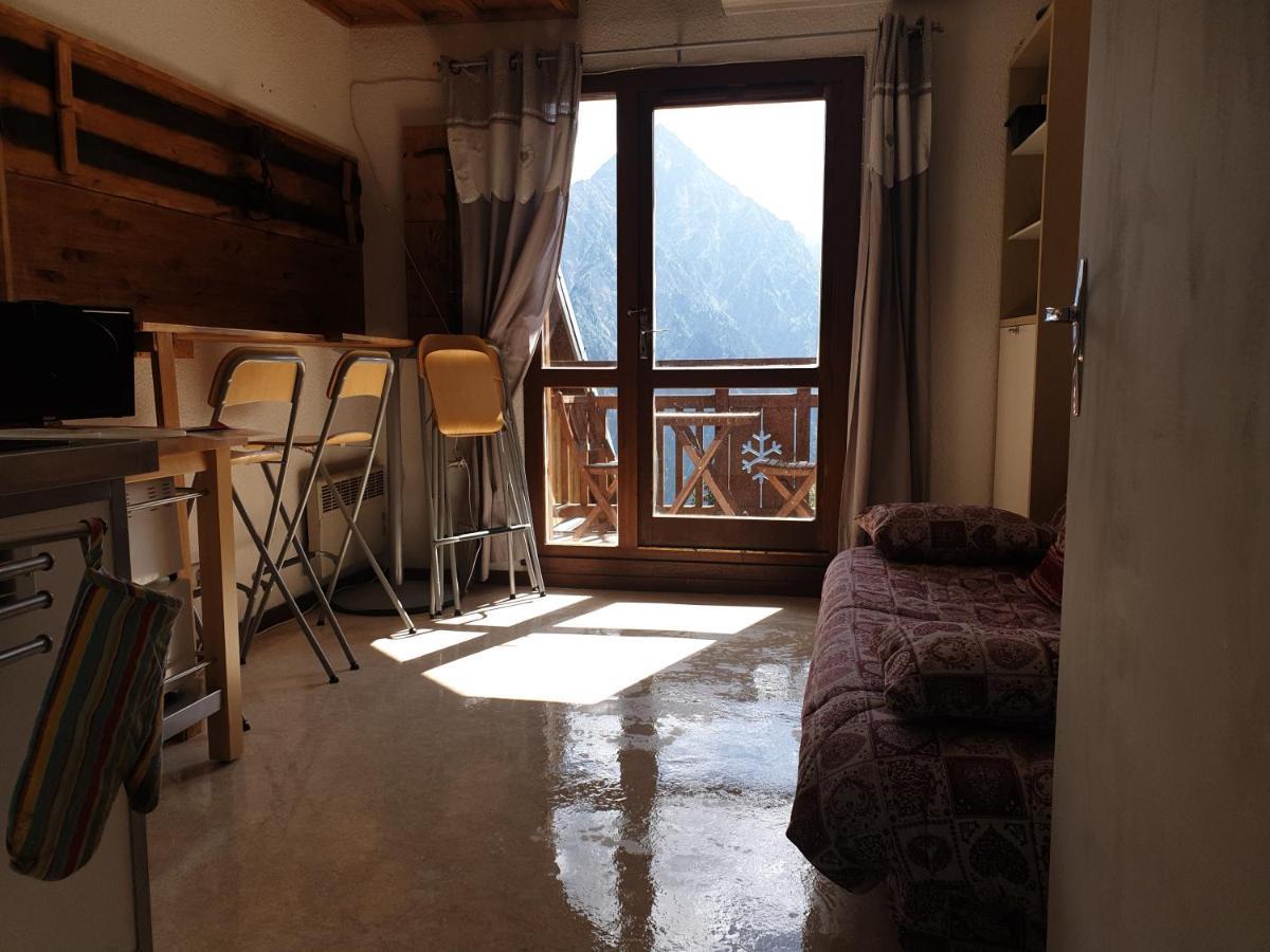 Studio Ski Apartment เลส์เดอซาลป์ ภายนอก รูปภาพ